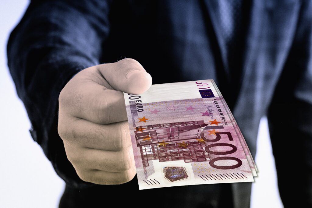 Negli appalti sotto soglia le offerte anomale devono essere escluse